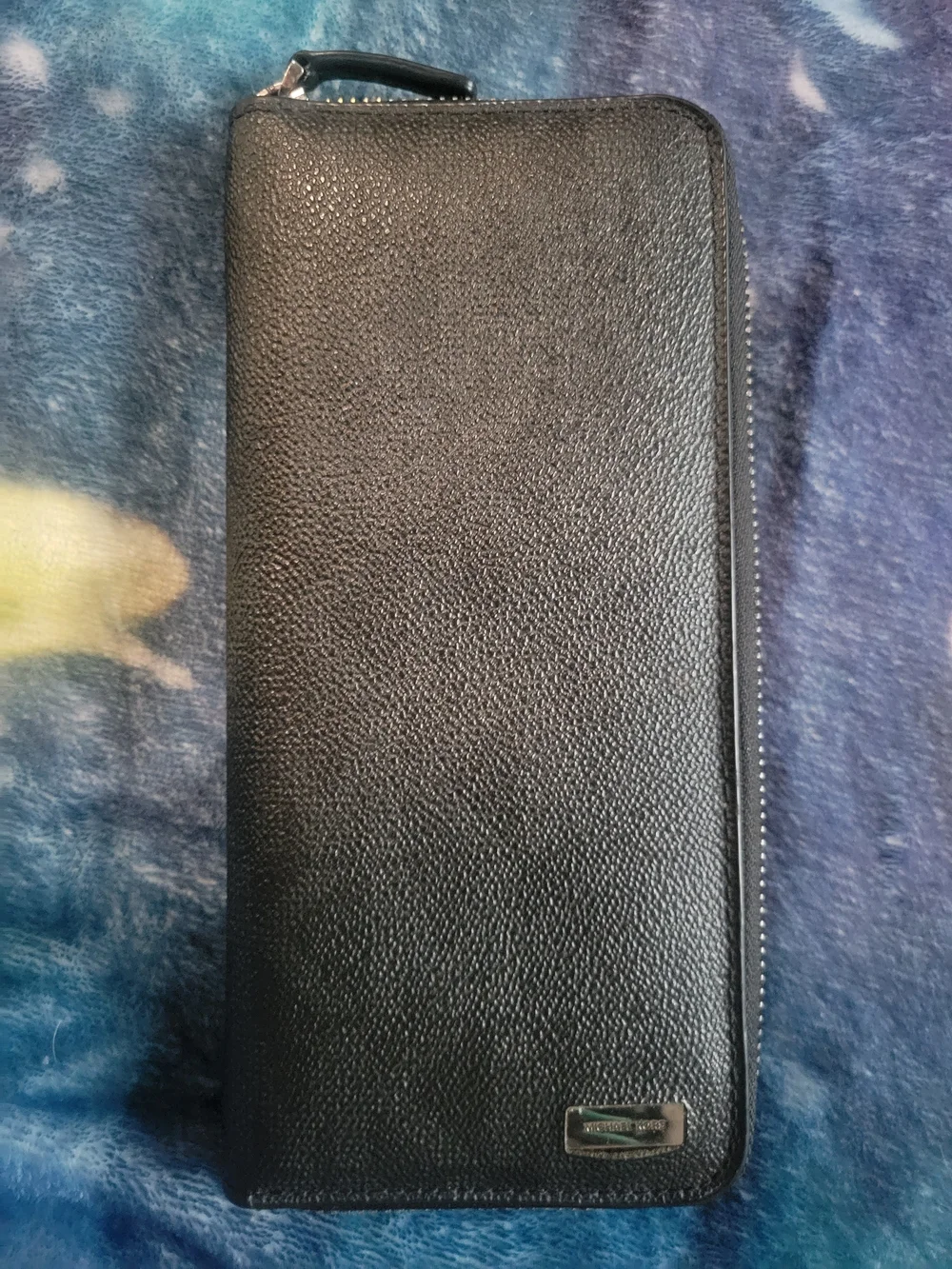 Women's Black Zip Wallet Organizer